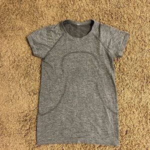 Swiftly Tech Short-Sleeve Shirt 2.0 Hip Length!